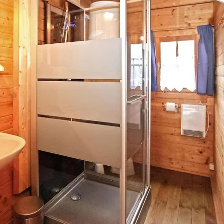 1 Bedroom Gorgeous In Augsburg Rechlin
